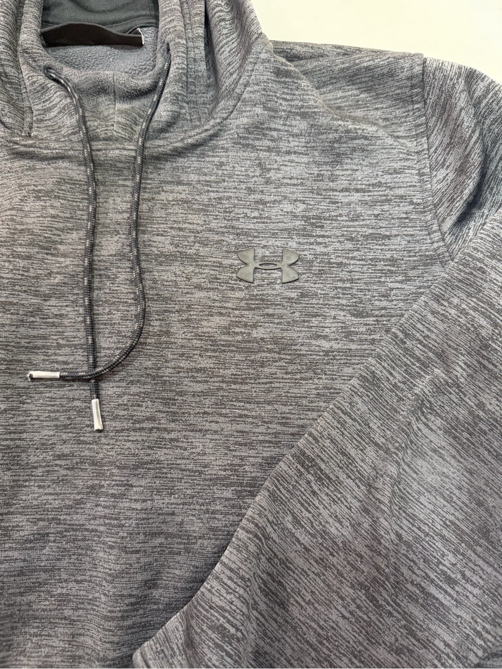 Under Armour ColdGear Mens XL Gray Heathered Pullover Hoodie Sweatshirt - Picture 3 of 6